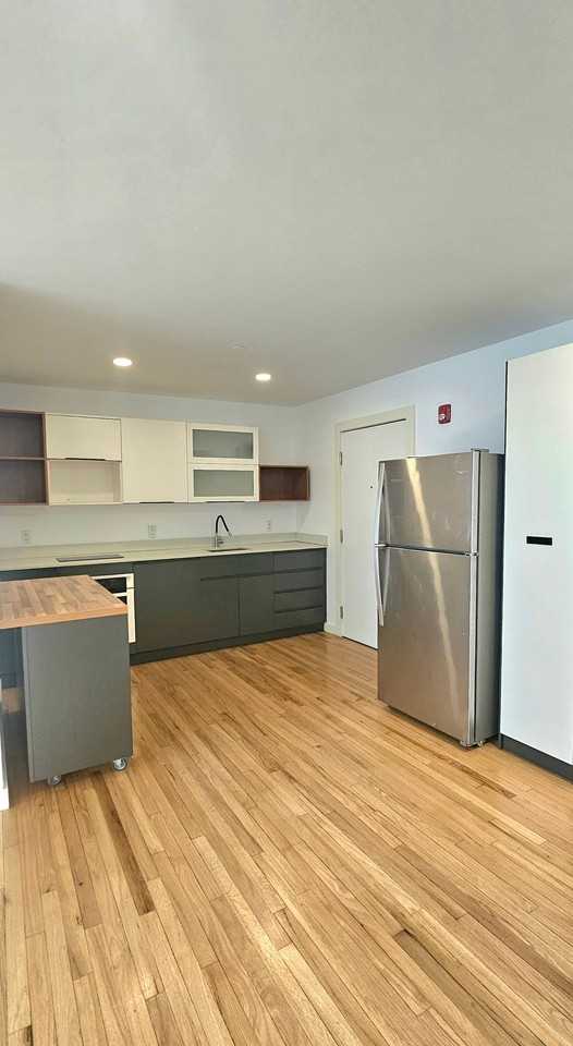 35 Springside Ave #1E - Photo 3 of 14