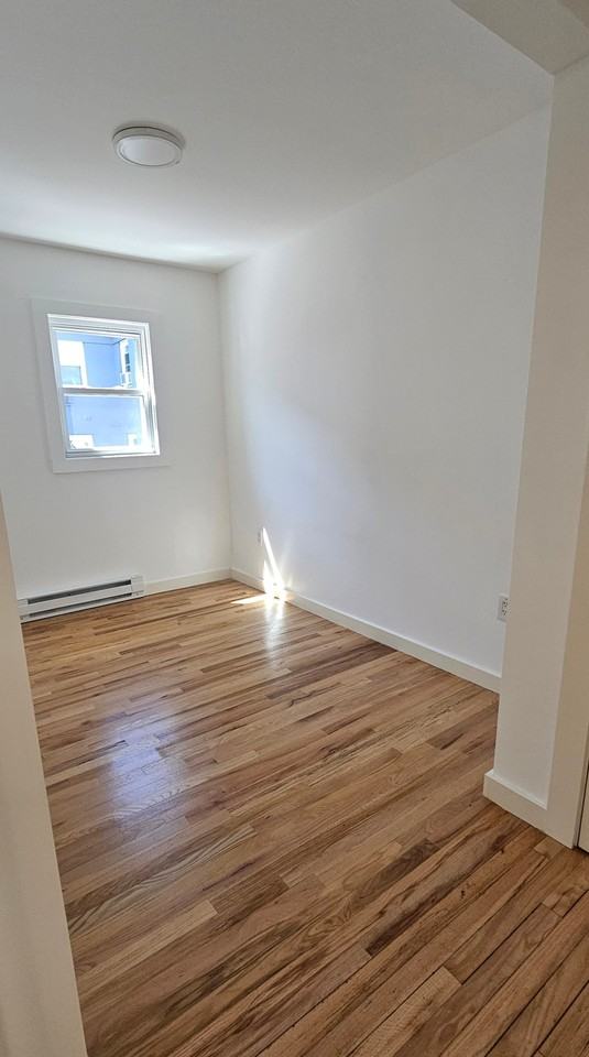 35 Springside Ave #1E - Photo 7 of 14