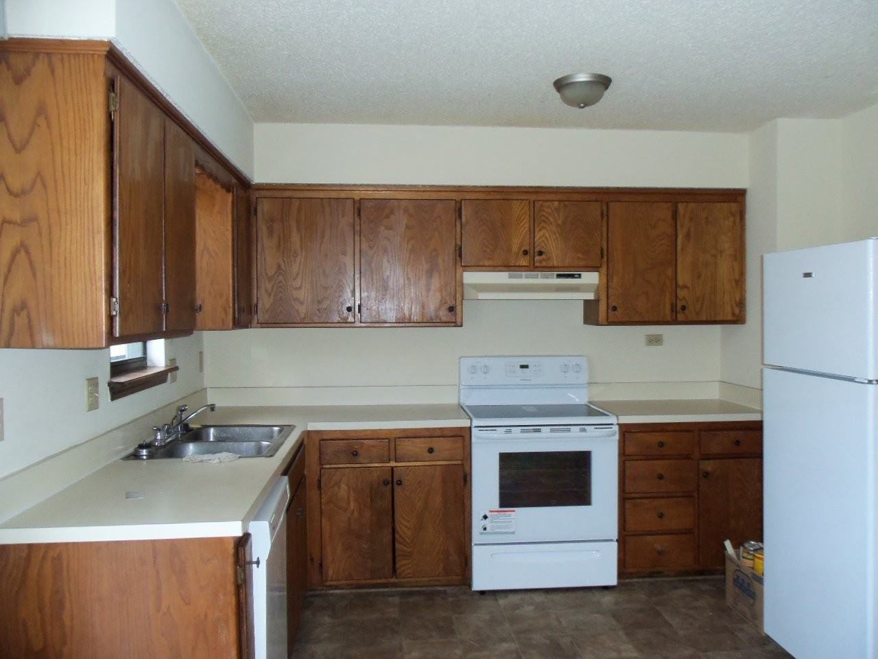 1726 W Prairie St - Photo 2 of 10