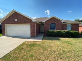 2918 Hilton Head Dr - Photo 1 of 1