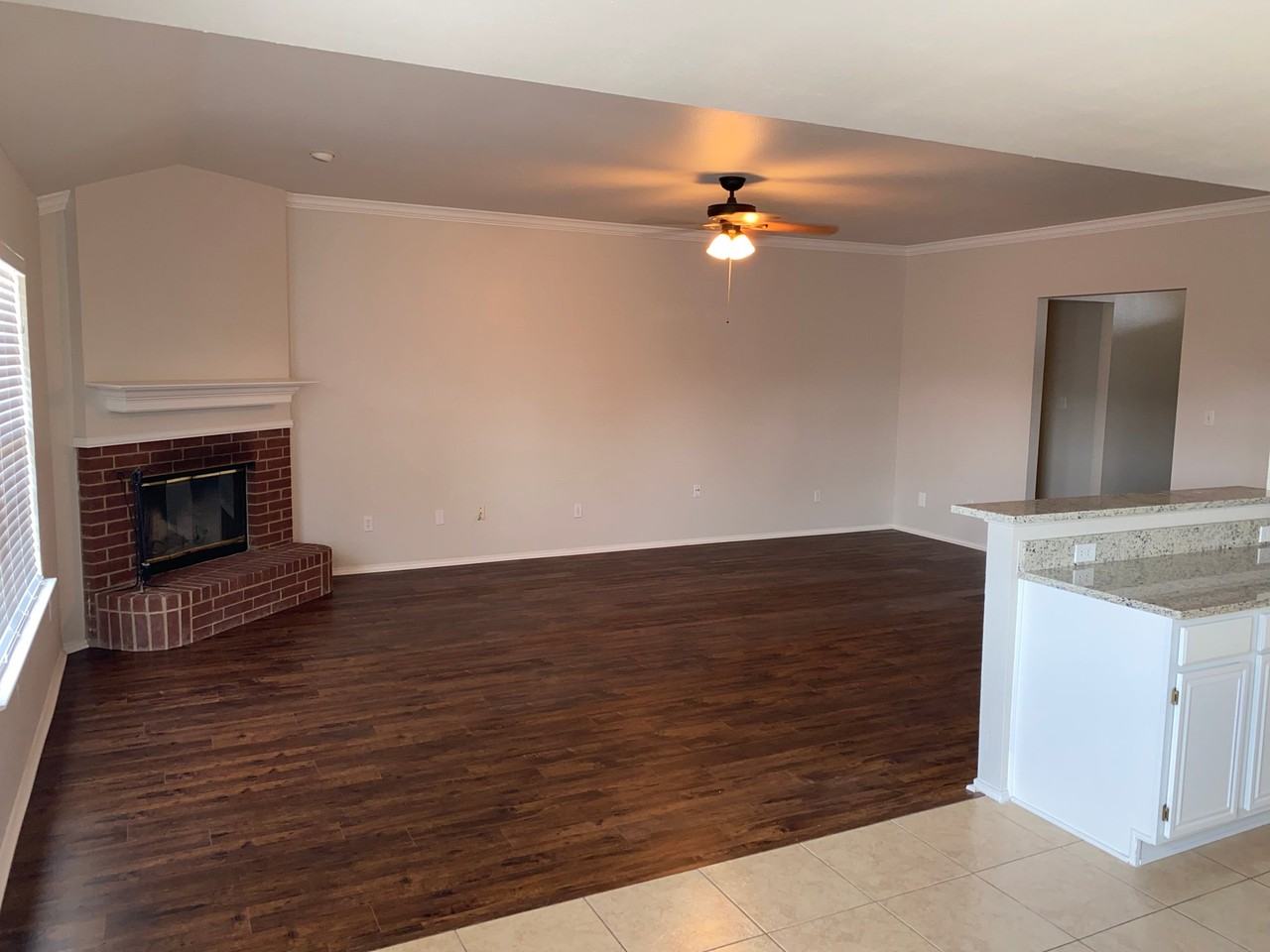 2918 Hilton Head Dr - Photo 7 of 16