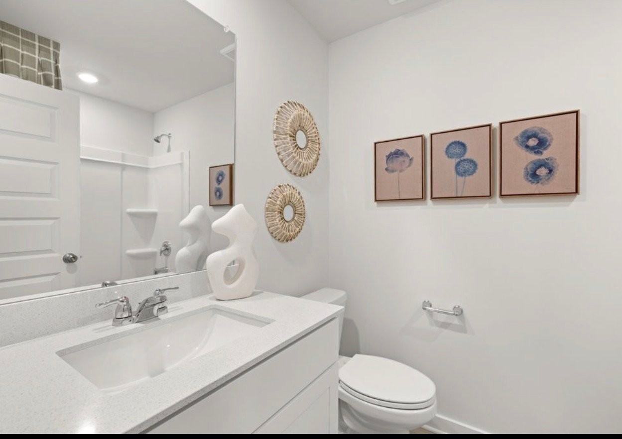 1672 Manuka Ln - Photo 4 of 17