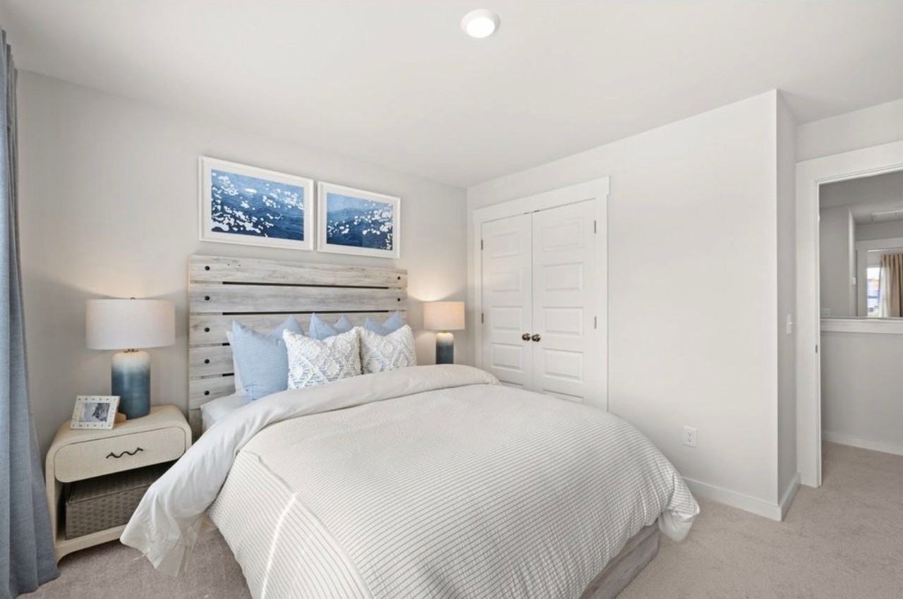 1672 Manuka Ln - Photo 5 of 17