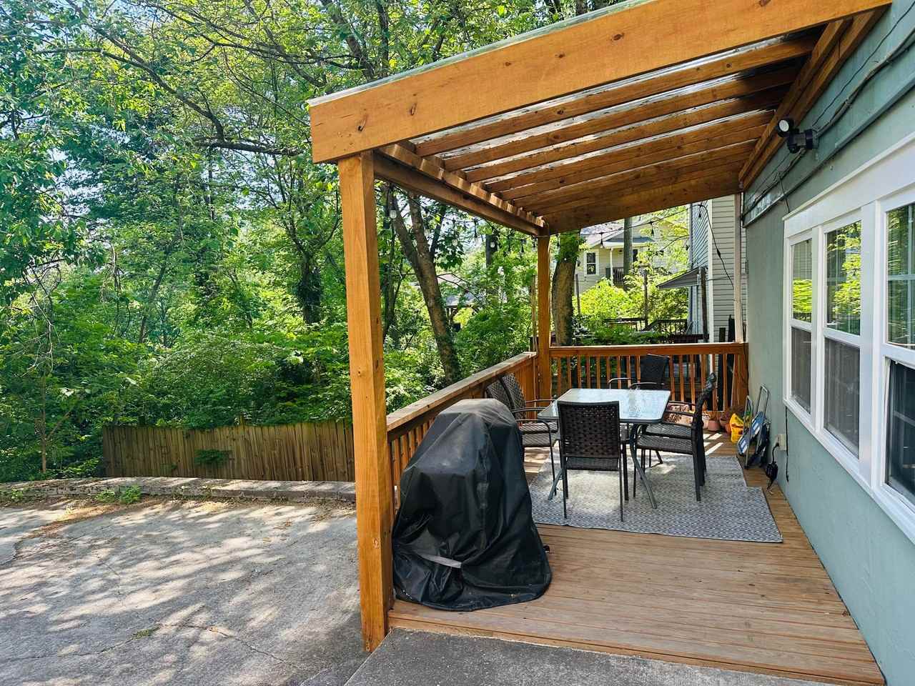 708 Dallas Rd #GL - Photo 4 of 20