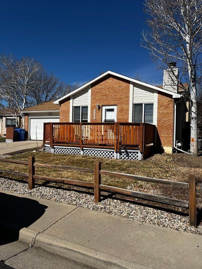 2429 Eagle Dr - Photo 2 of 35