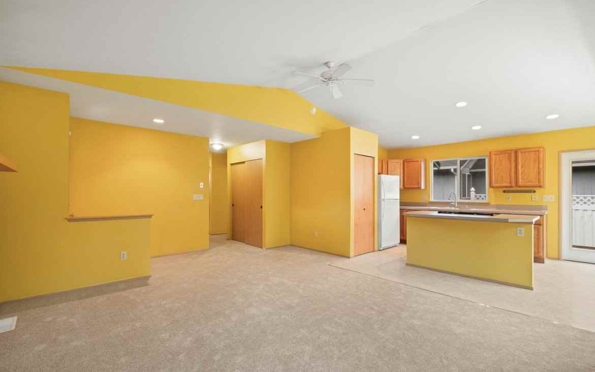 1225 Sherman Ave - Photo 5 of 20