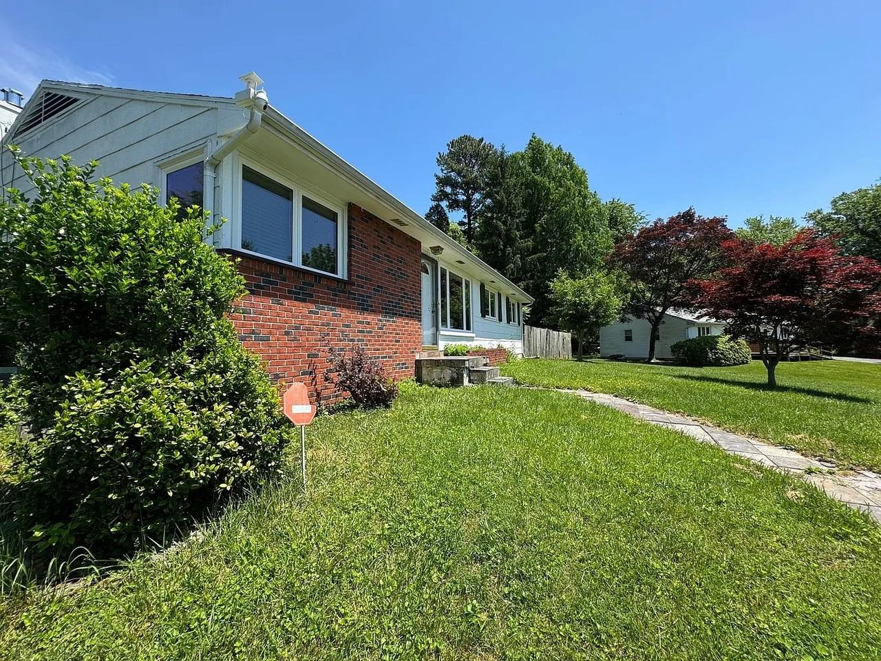 10 Harmon Rd - Photo 6 of 7