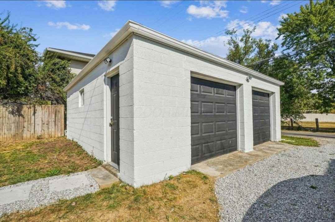 4270 Broadway - Photo 2 of 20