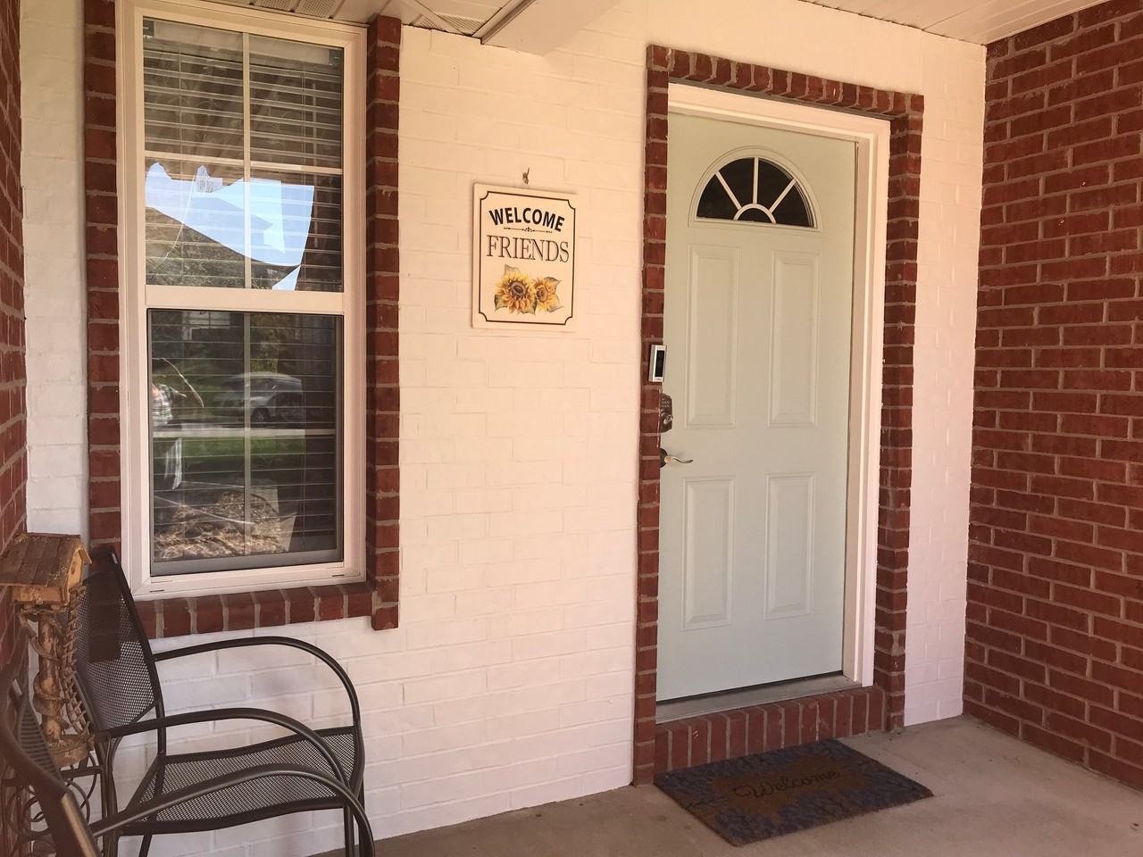 725 W Juan Tabo Ln - Photo 3 of 9