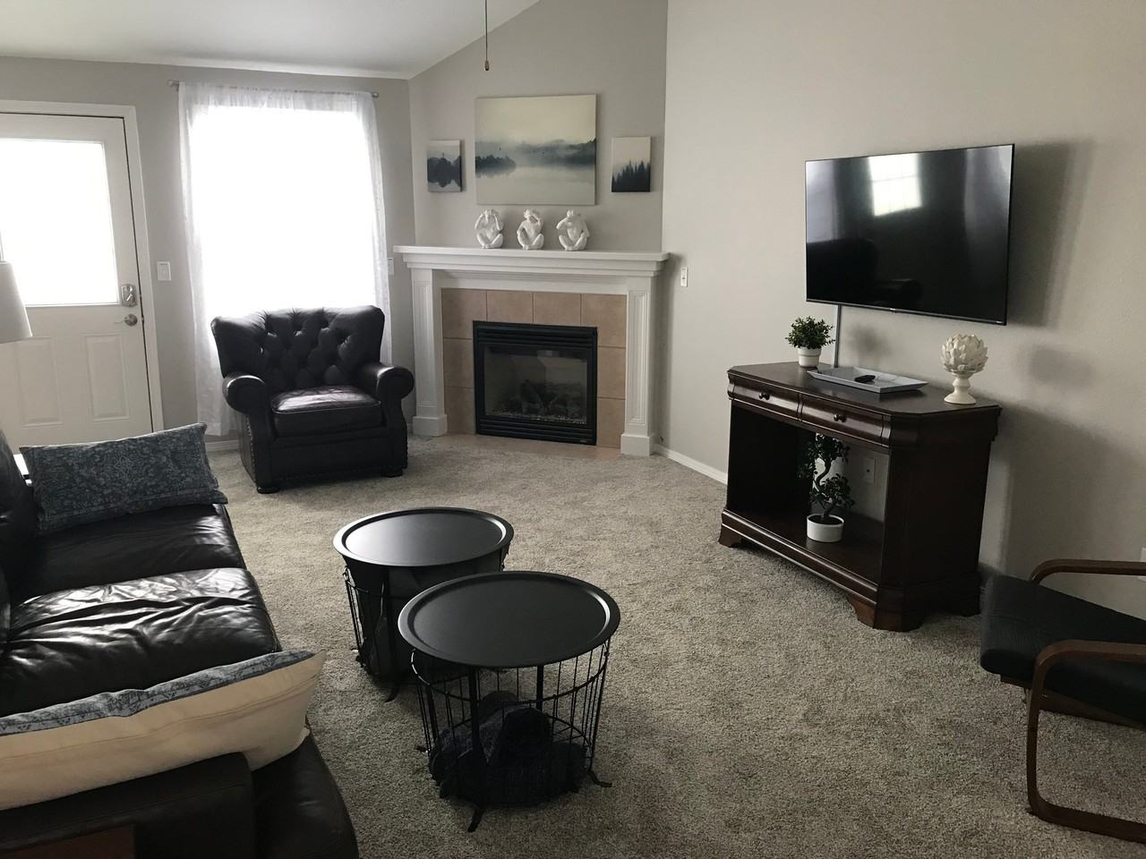 725 W Juan Tabo Ln - Photo 4 of 9