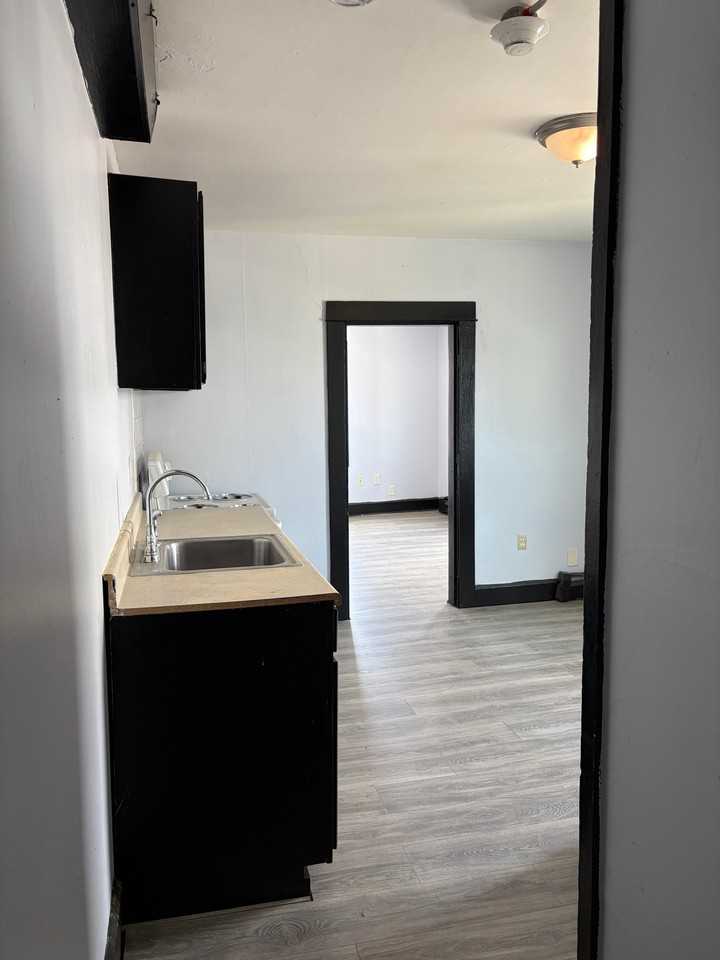 36 Lake St #1 - Photo 3 of 13