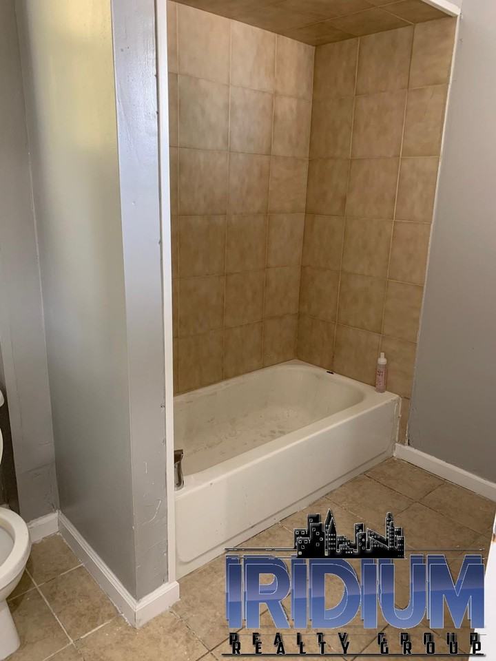 86 Keen St #2 - Photo 7 of 11