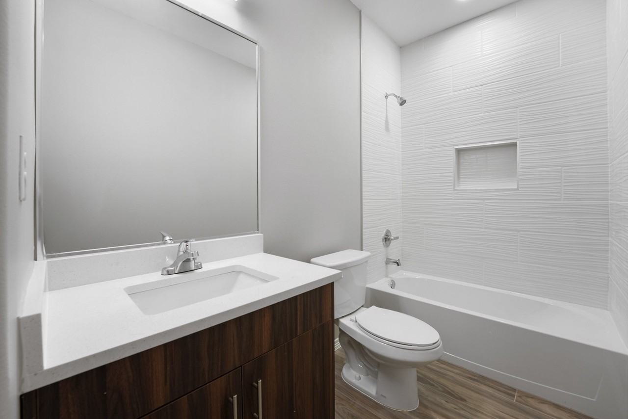 3801 La Vista Ave #2 - Photo 6 of 15