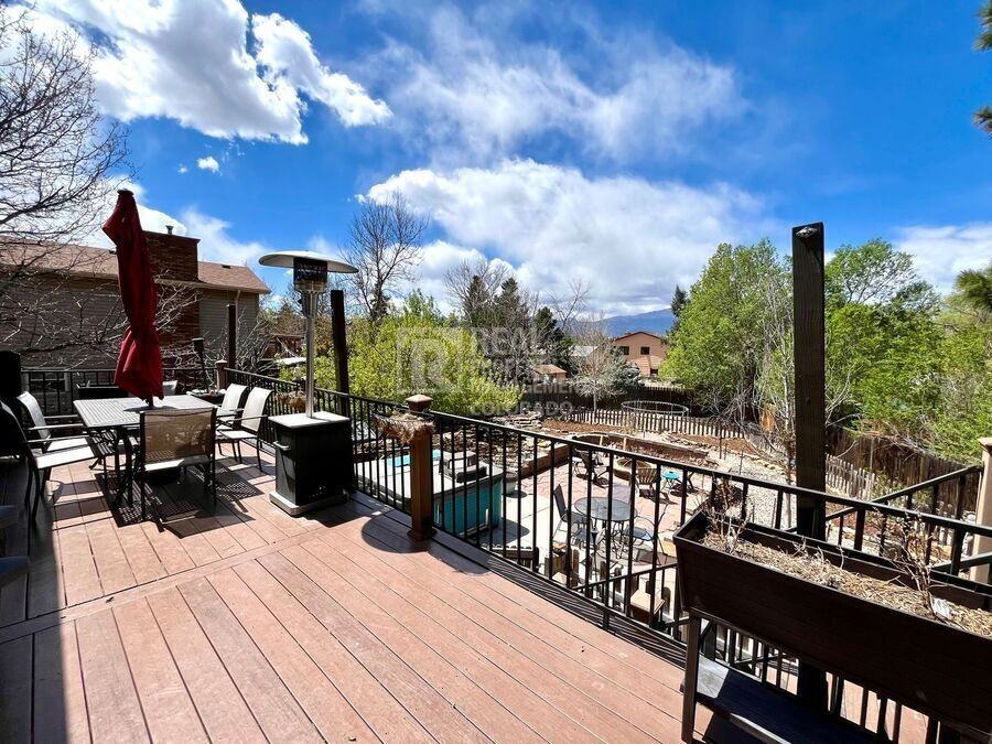 6630 Brook Park Dr - Photo 6 of 26