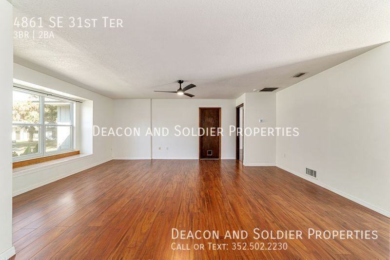 4861 Se 31st Ter - Photo 5 of 41