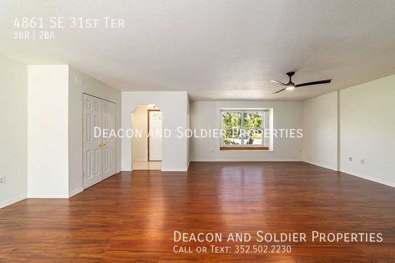 4861 Se 31st Ter - Photo 7 of 41