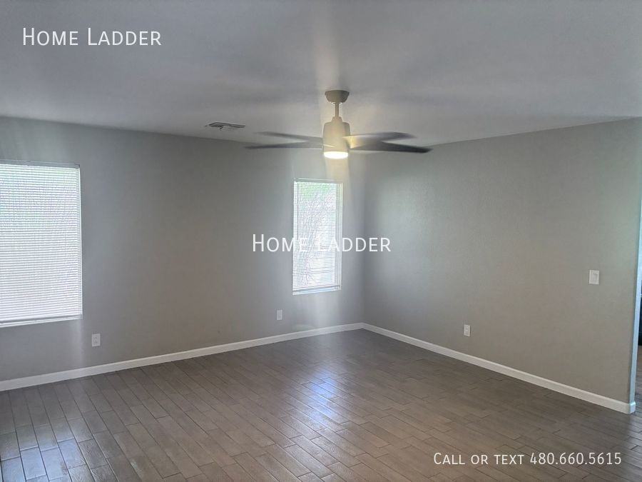 7213 W Hilton Ave - Photo 5 of 13