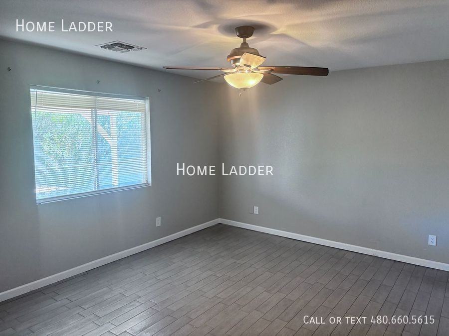 7213 W Hilton Ave - Photo 6 of 13