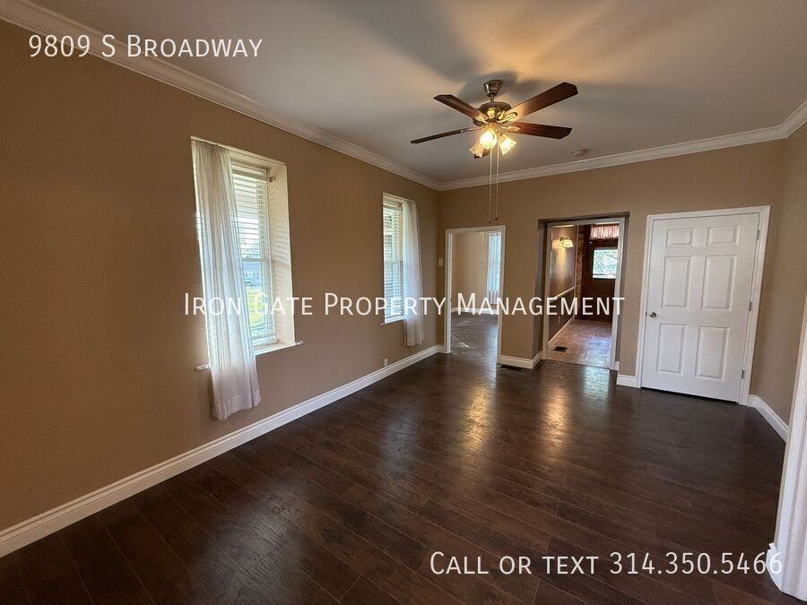 9809 S Broadway - Photo 5 of 27