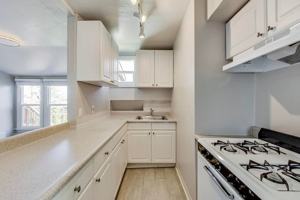 featured image of 159 Emerson St #08