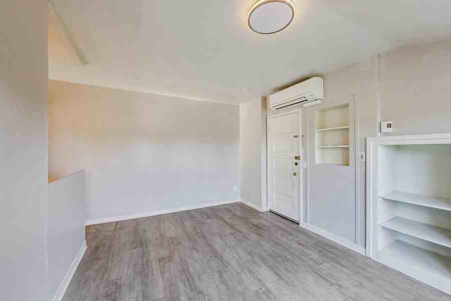 159 Emerson St #08 - Photo 5 of 28