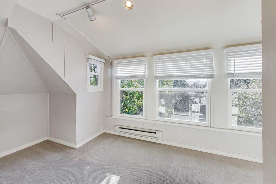 159 Emerson St #08 - Photo 7 of 28