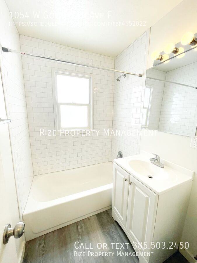 1054 W 1520 N - Photo 3 of 9