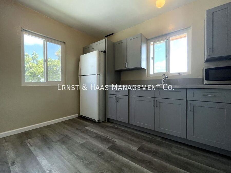 908 N Rose Ave #C - Photo 4 of 8