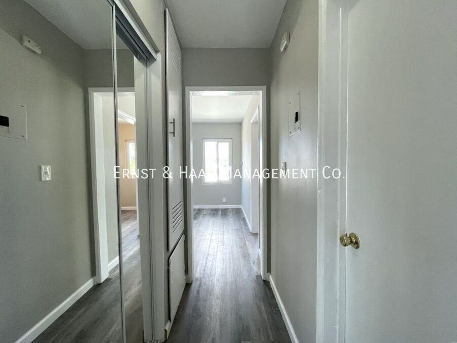 908 N Rose Ave #C - Photo 5 of 8