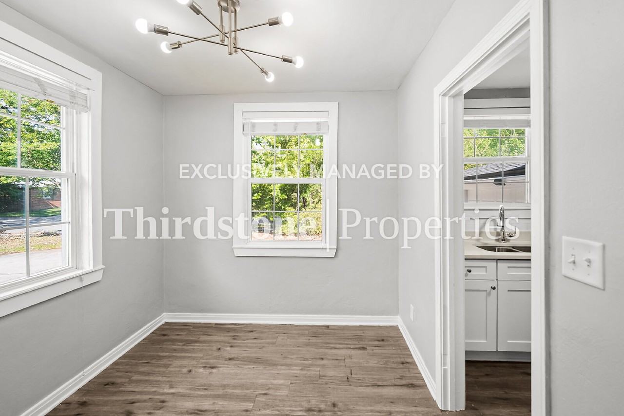 5204 Astral St - Photo 6 of 19