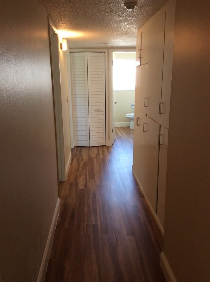 1525 Atlanta Ct #Q - Photo 5 of 15