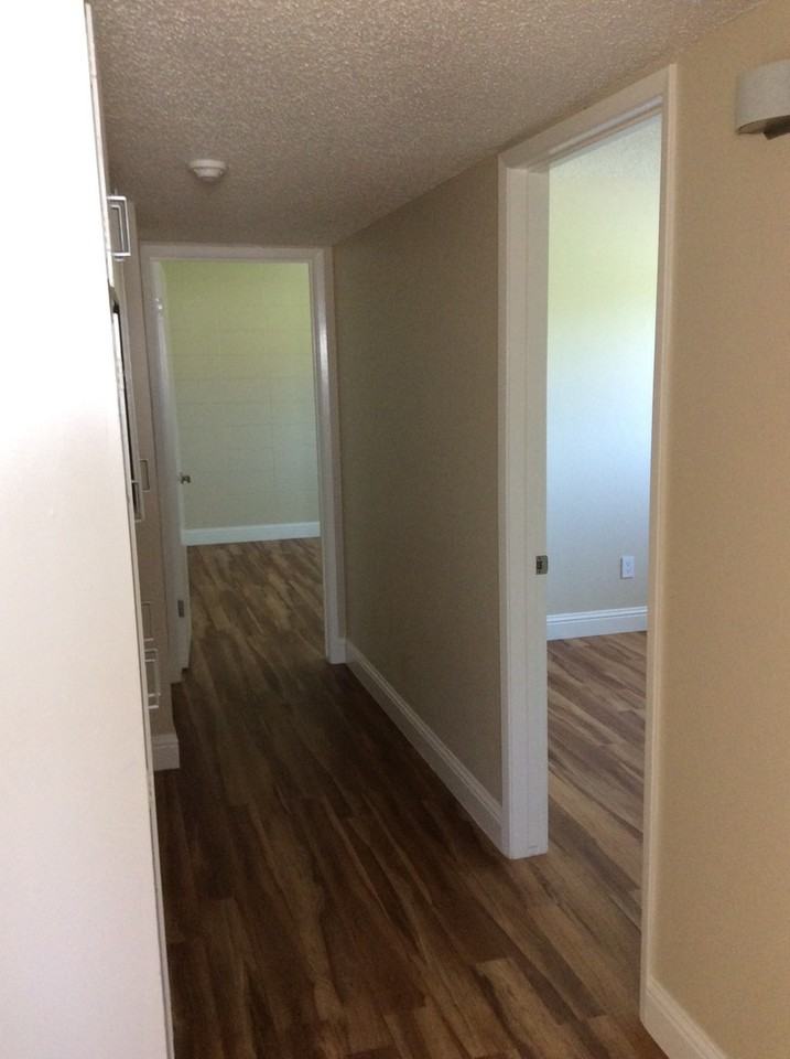 1525 Atlanta Ct #Q - Photo 6 of 15