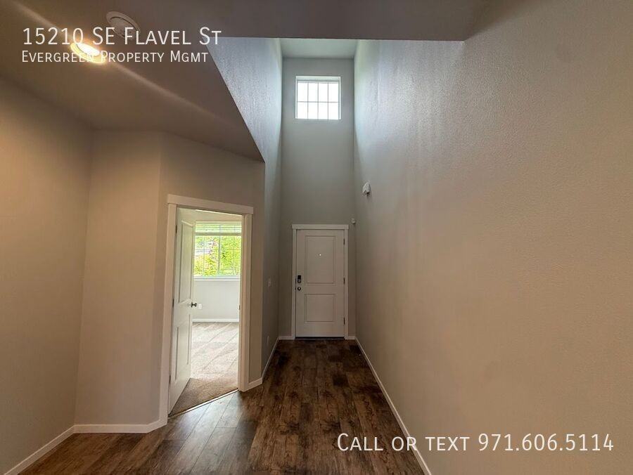 15210 Se Flavel St - Photo 4 of 48