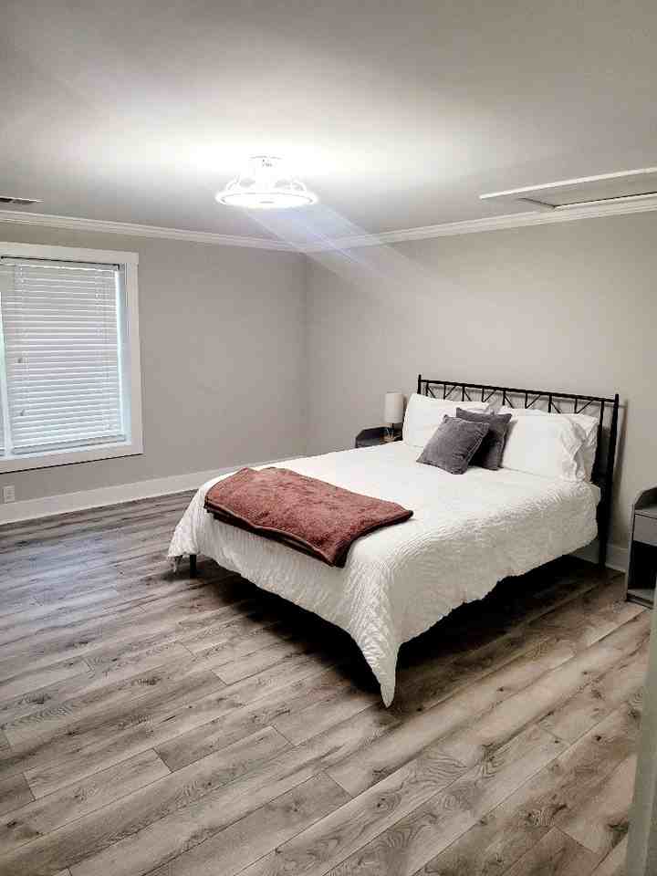 1004 Pine St #A1 - Photo 3 of 26