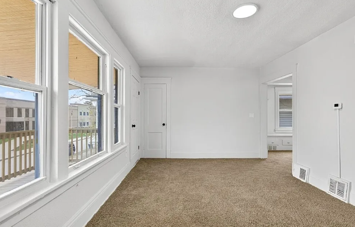 14009 Mayfair Ave #2 - Photo 2 of 7