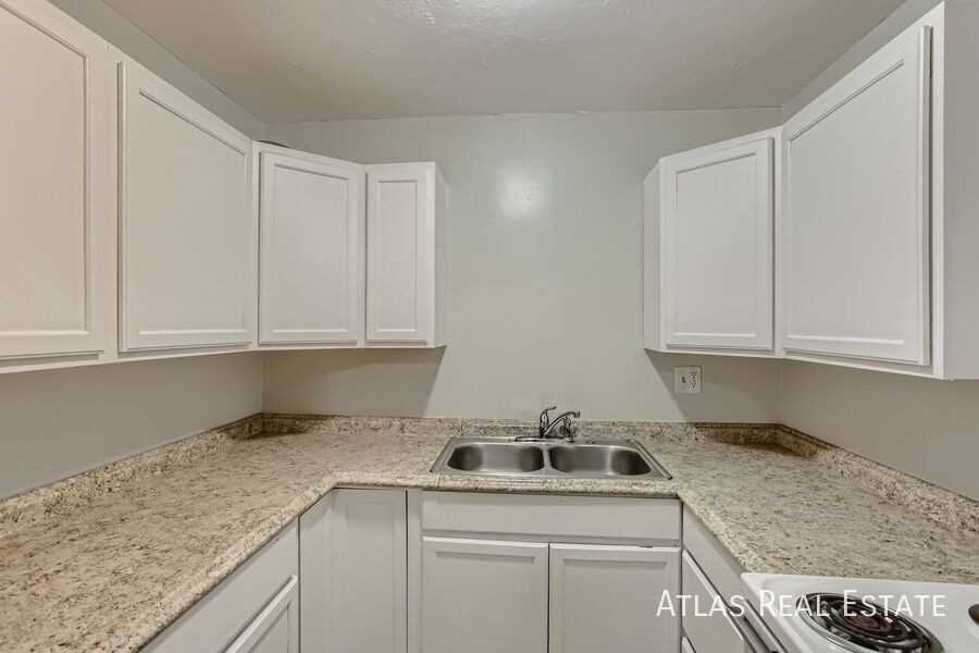 2929 W Colorado Ave #35 - Photo 7 of 27