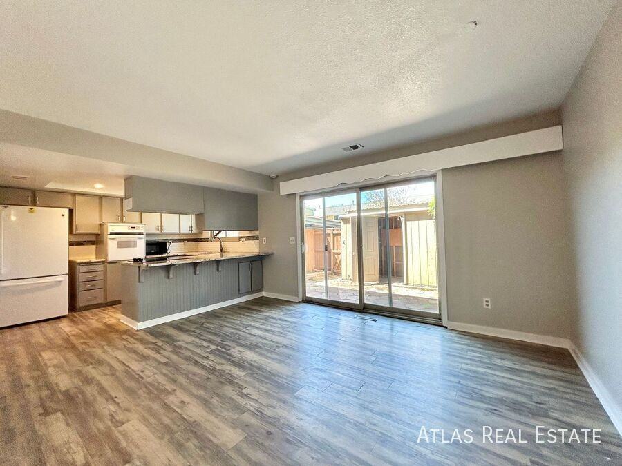 9117 E Nassau Ave - Photo 2 of 20