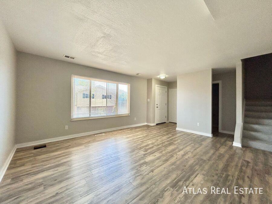 9117 E Nassau Ave - Photo 6 of 20