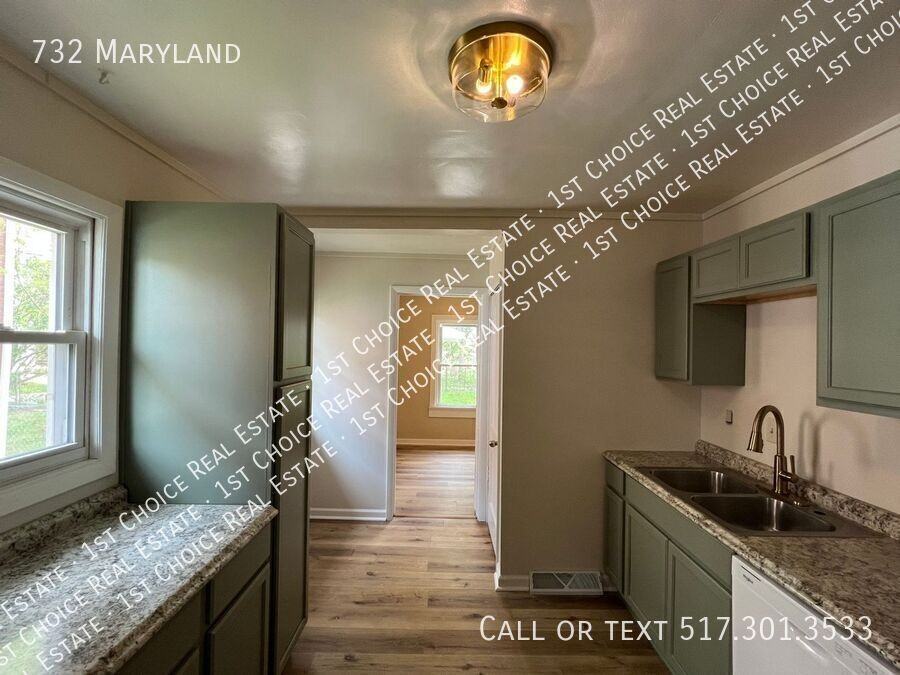 732 Maryland Ave - Photo 5 of 21