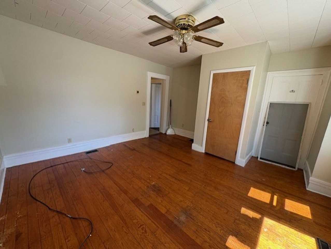 166 Church St #1 - Photo 3 of 8