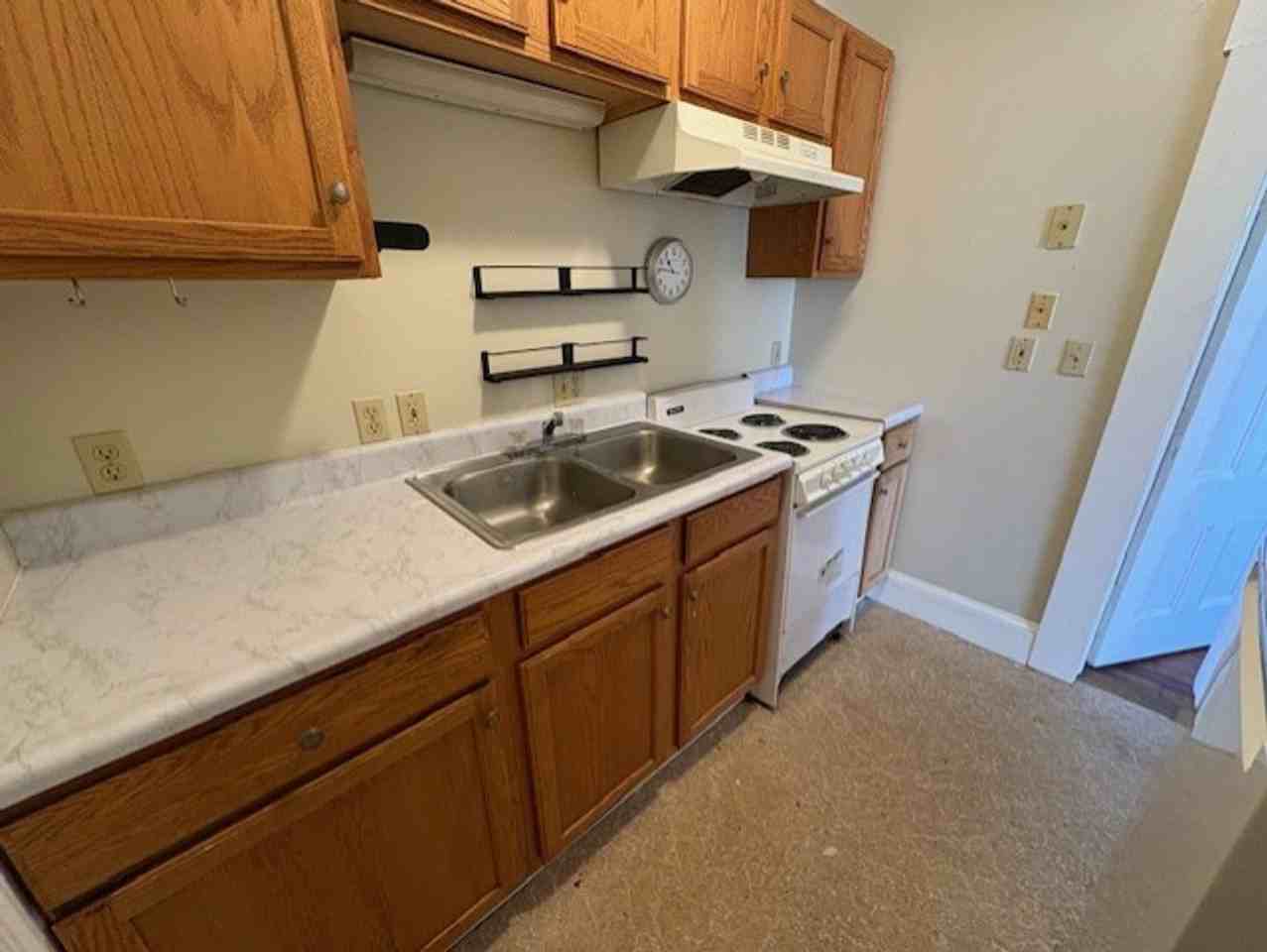 166 Church St #1 - Photo 4 of 8