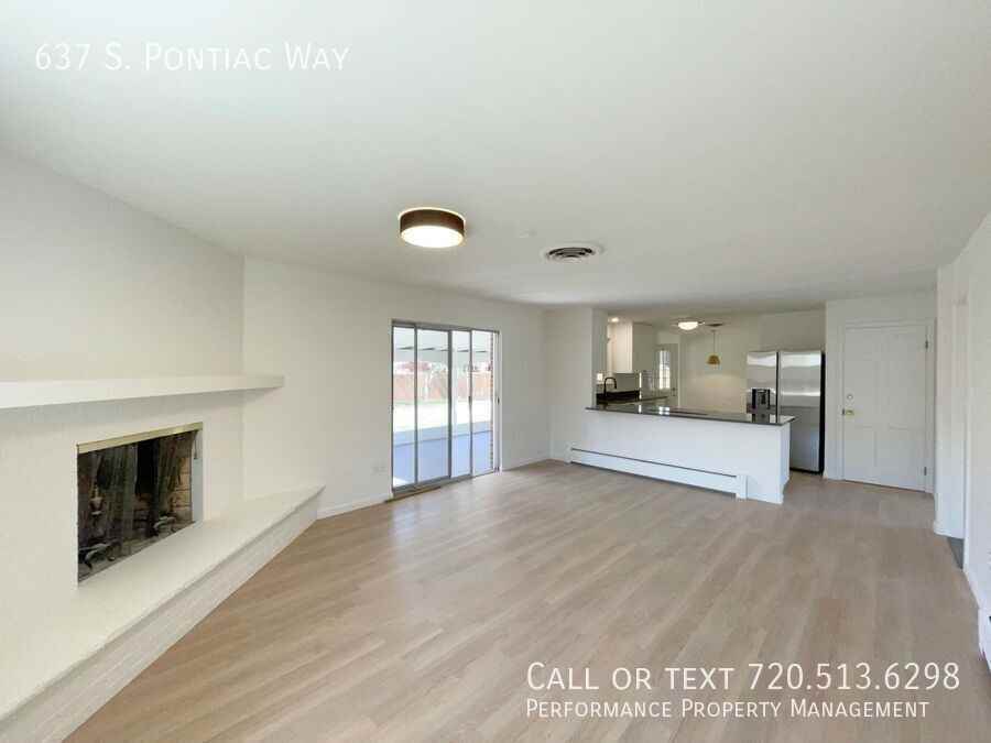 637 S Pontiac Way - Photo 6 of 30