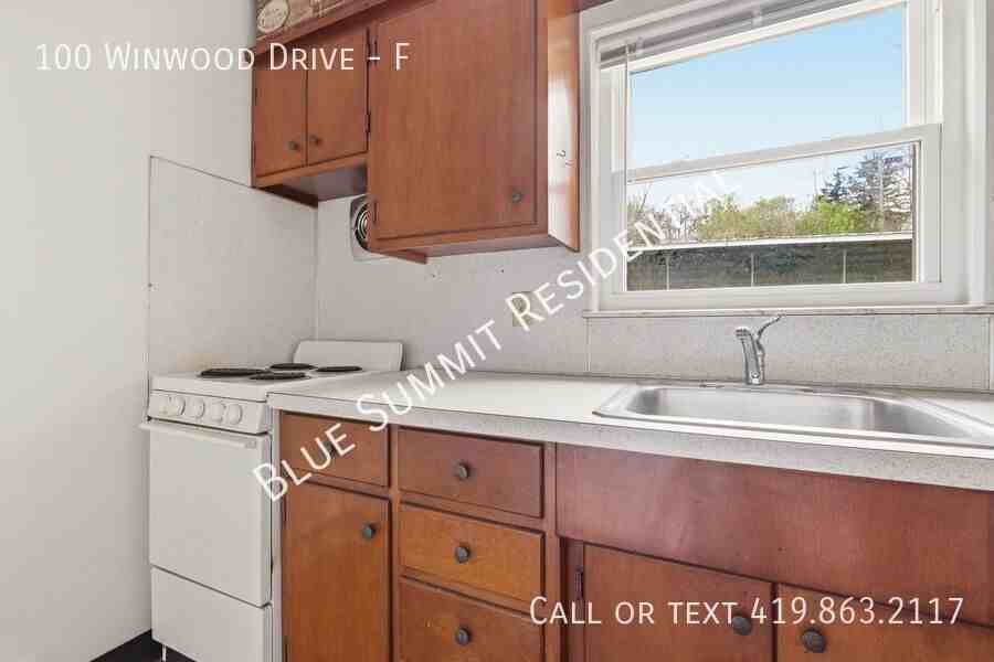 100 Winwood Dr #F - Photo 7 of 11