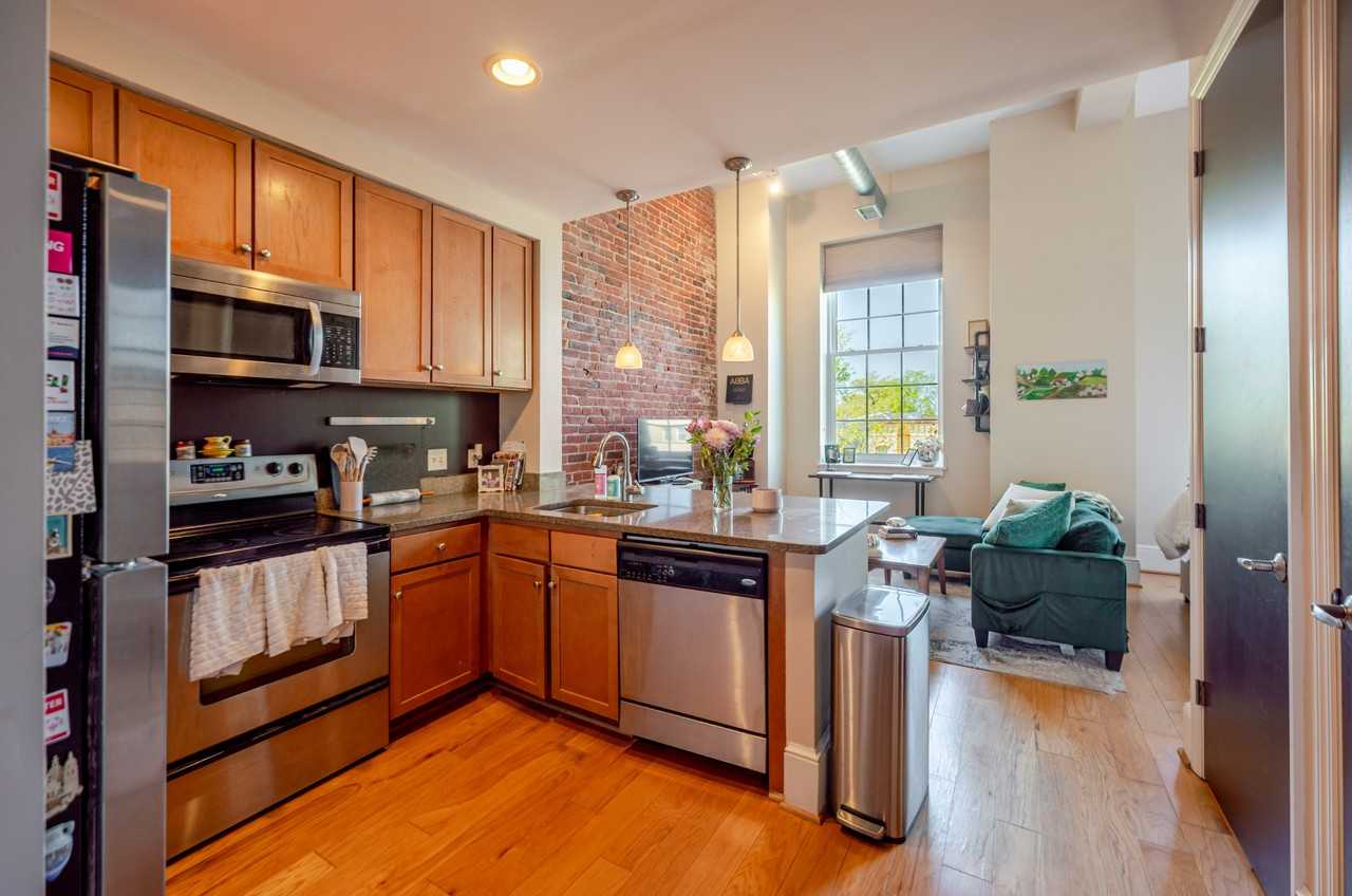 2035 2nd St Nw #G200 - Photo 4 of 12