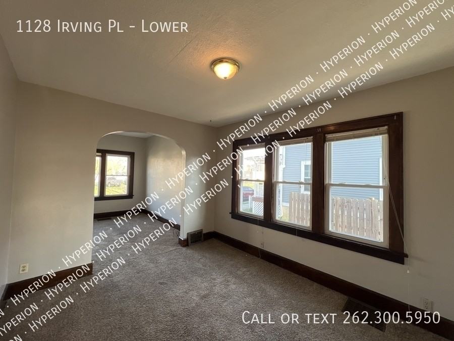 1128 Irving Pl - Photo 7 of 22