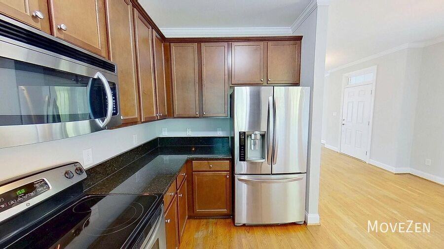 1706 Raney Ct - Photo 4 of 40