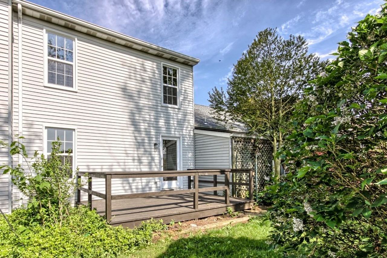 31 Warwick Cir - Photo 4 of 35