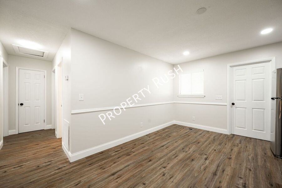 7716 Nautical Way #A - Photo 6 of 12