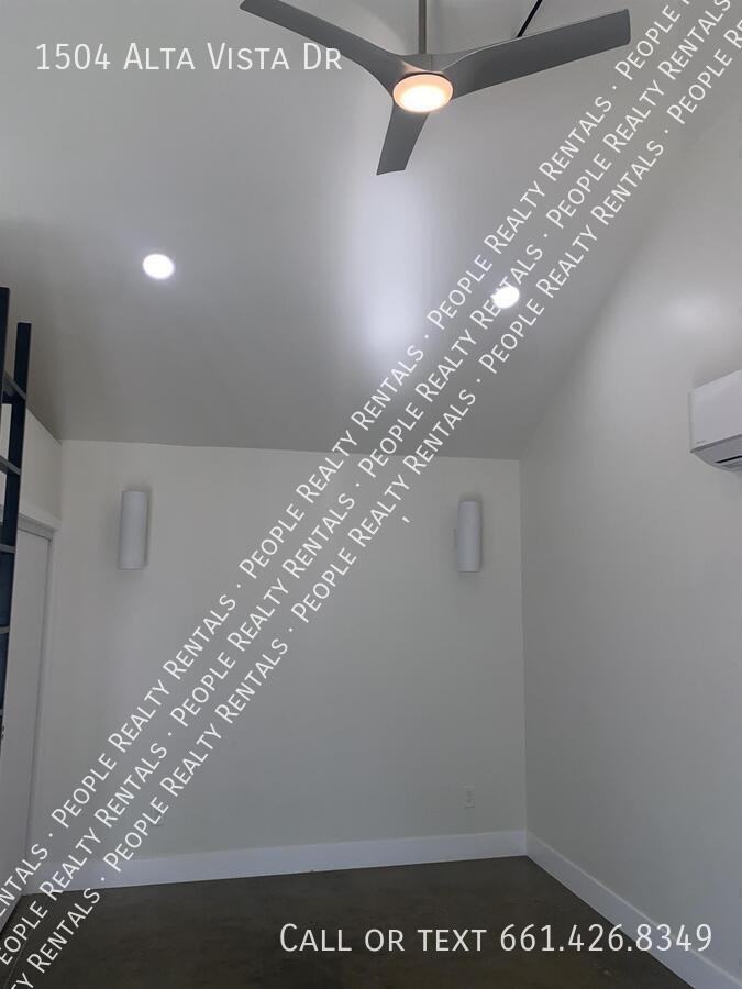 1504 Alta Vista Dr - Photo 5 of 9