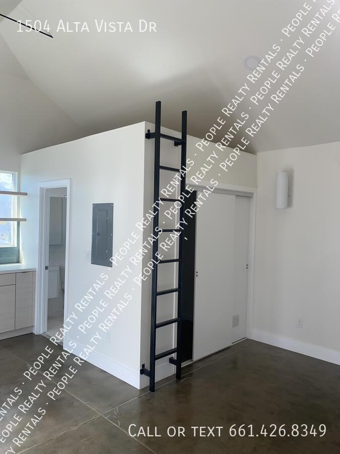 1504 Alta Vista Dr - Photo 6 of 9